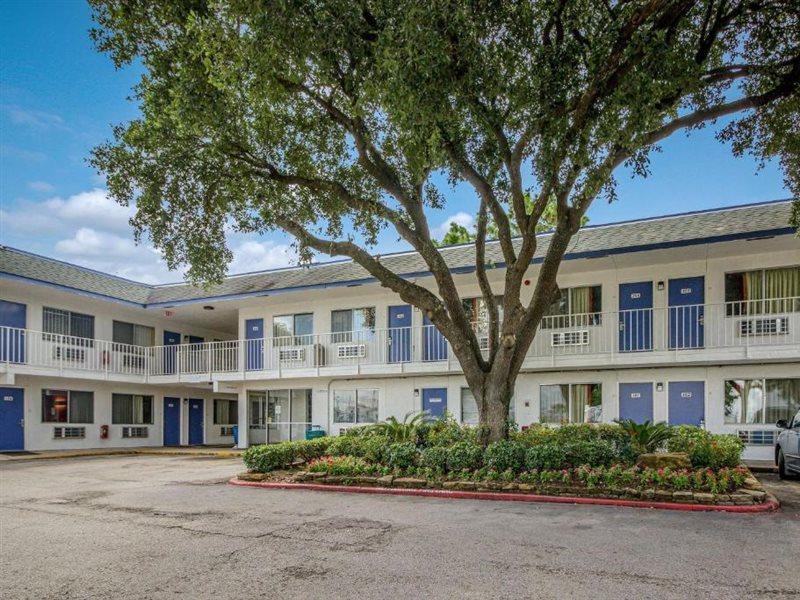 Motel 6-Conroe, Tx エクステリア 写真