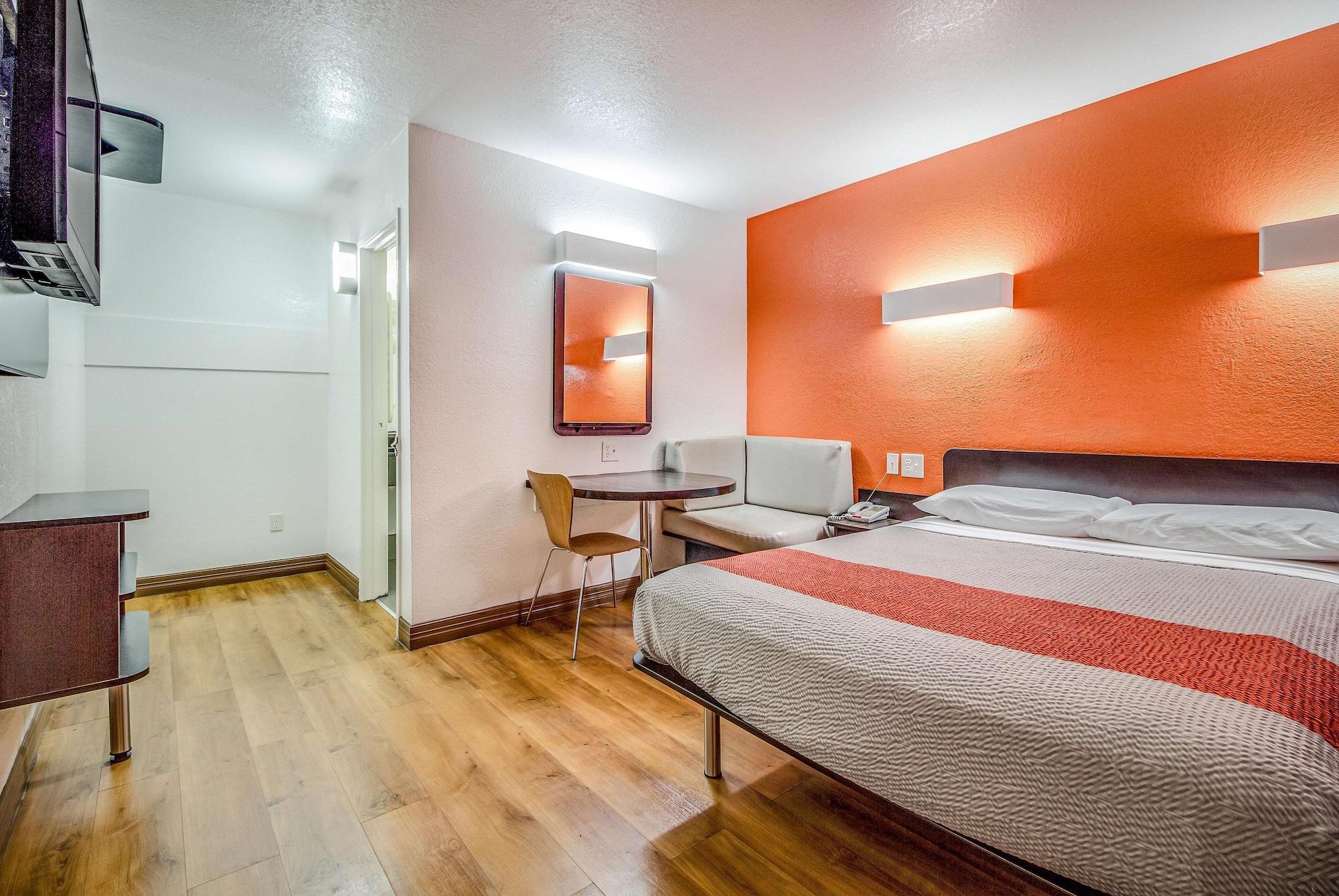 Motel 6-Conroe, Tx エクステリア 写真
