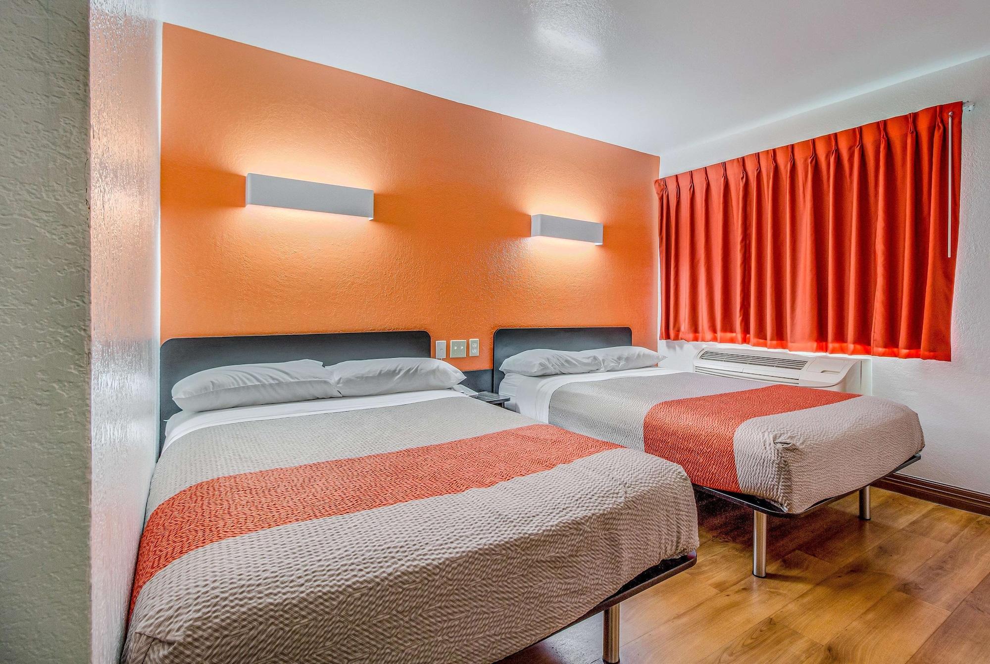 Motel 6-Conroe, Tx エクステリア 写真